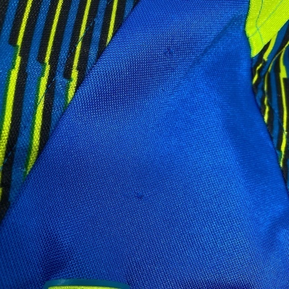 Men’s Under Armour Shorts Size Medium - Picture 5 of 9